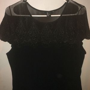 H&M Tee w/ lace top all black size L